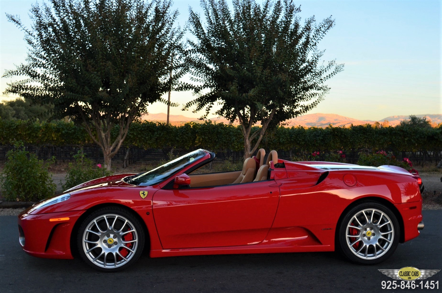 Red Ferrari F430 Spider classic car