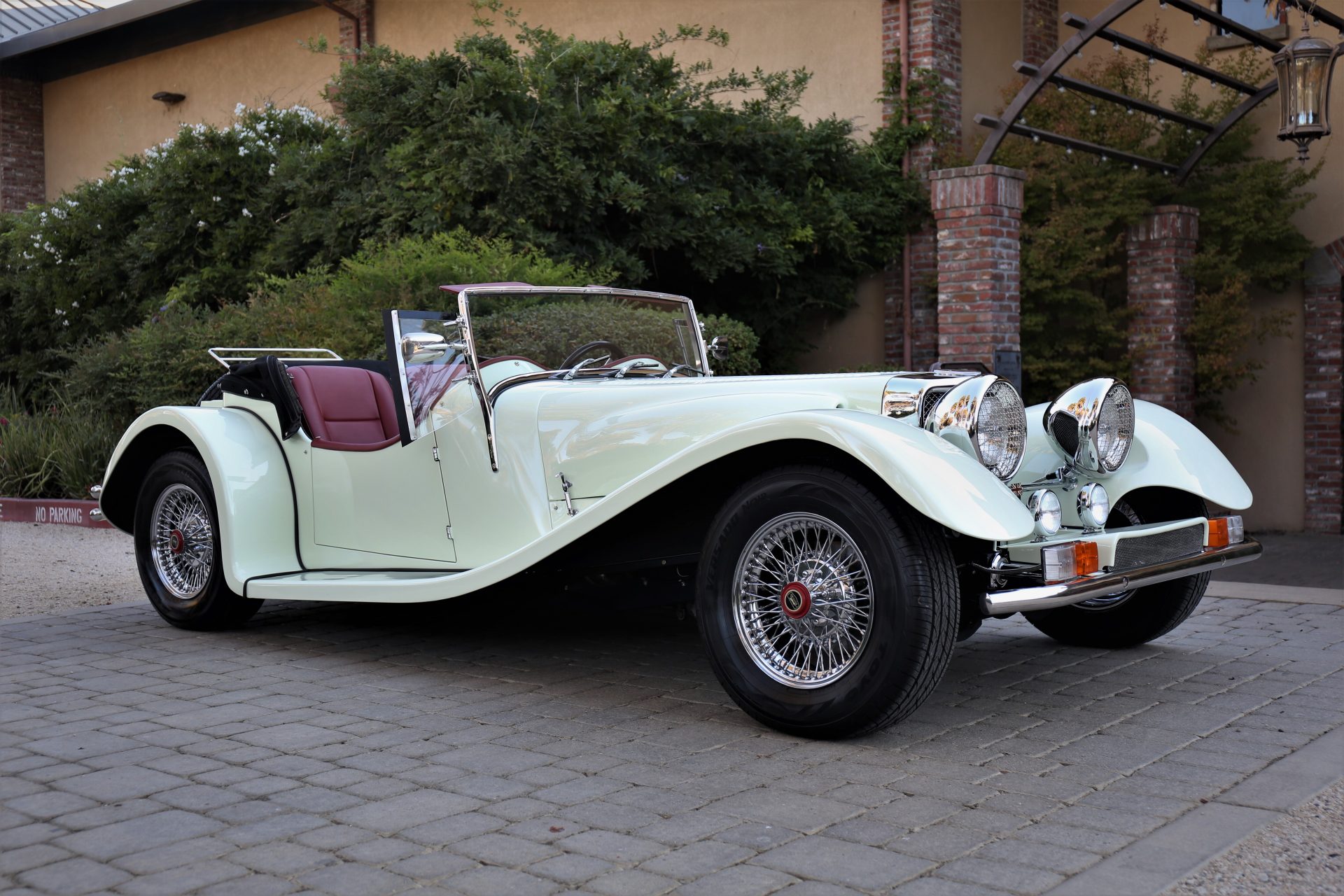 1977 Panther J72; 1 of 376 Produced - CLASSIC CARS LTD, Pleasanton