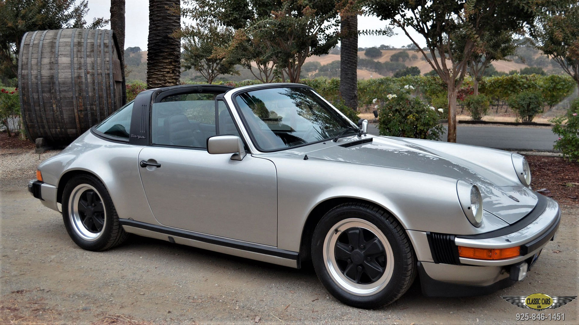 Silver Porsche 911 Targa classic car